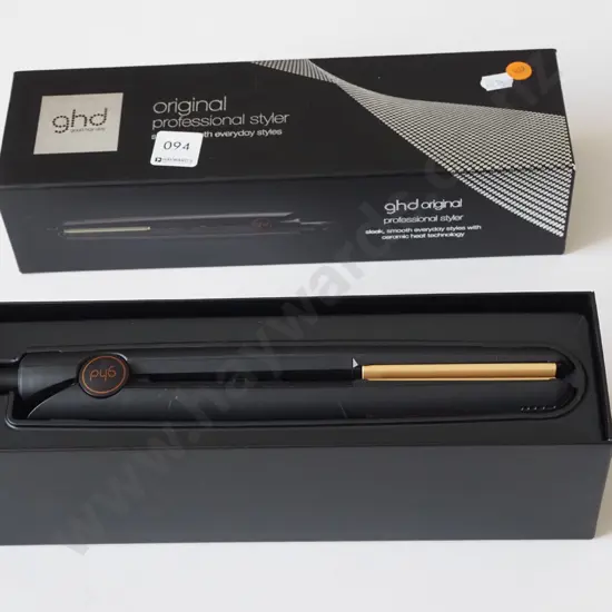 GHD professional styler