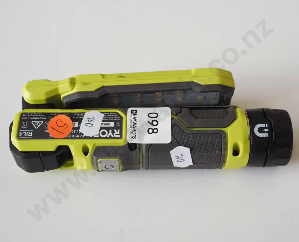 Ryobi black and green lumin light torch Image 1++