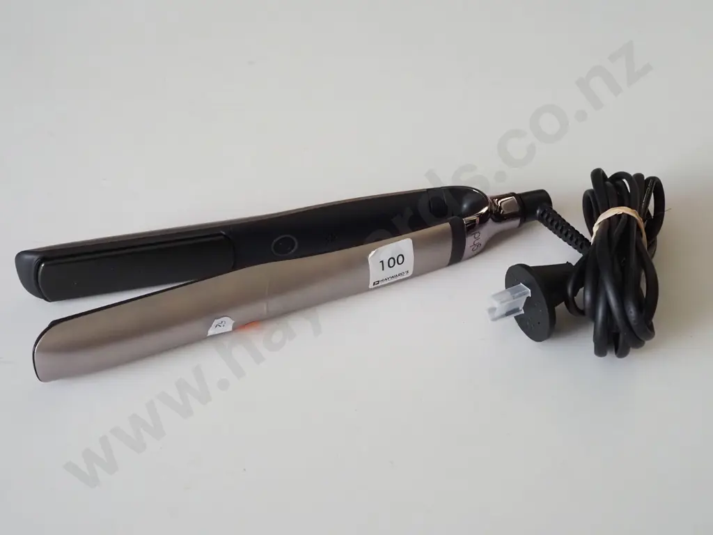 GHD hair straightener Image 1++