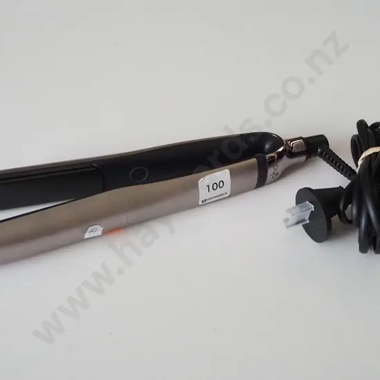 GHD hair straightener