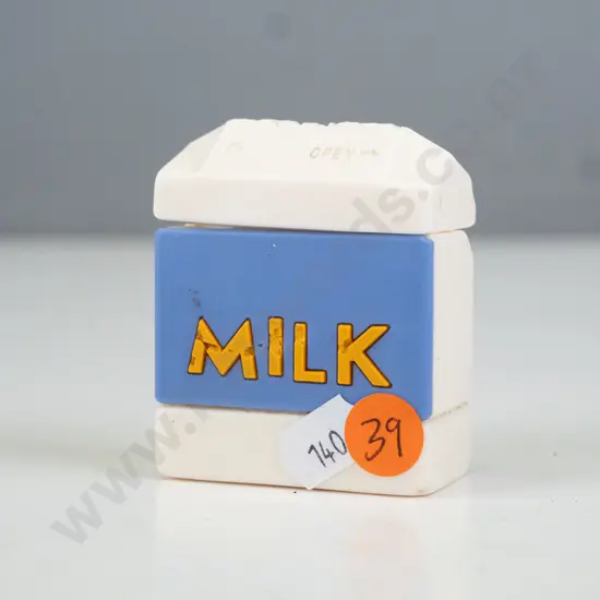 Apple airpods in Chunky ""milk"" case