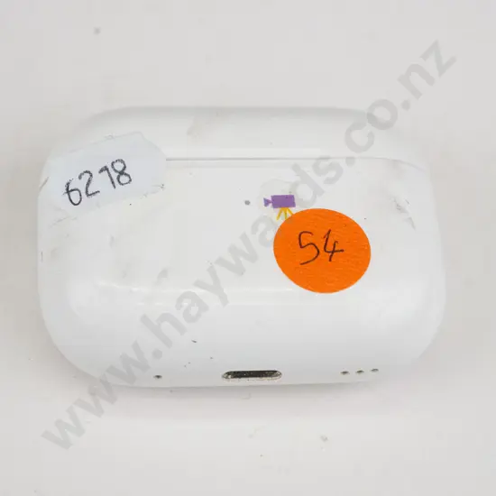 Apple Airpods & charging case