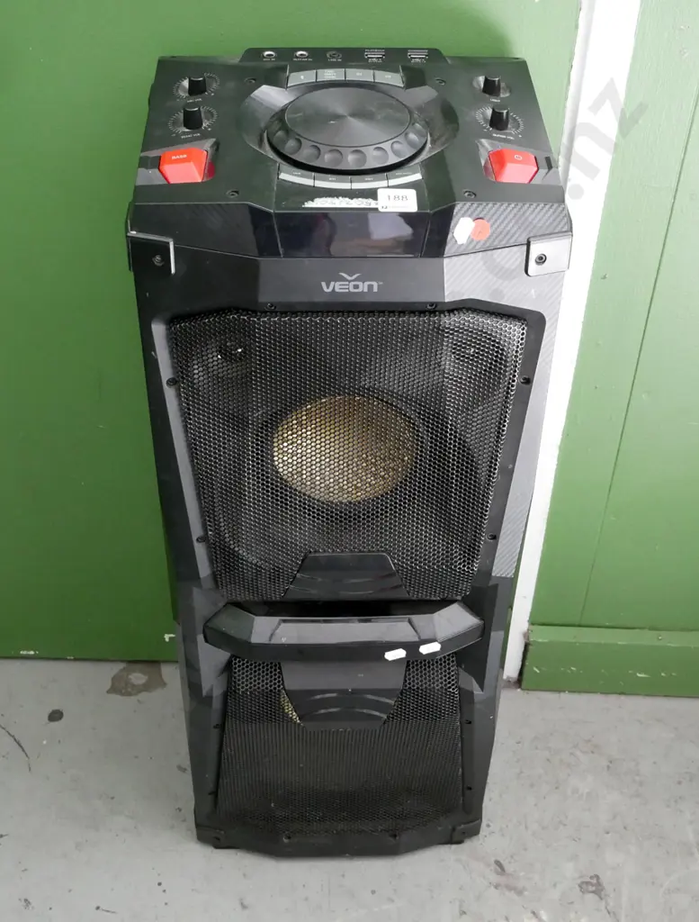 Veon Bluetooth party speaker - no power cord Image 1++