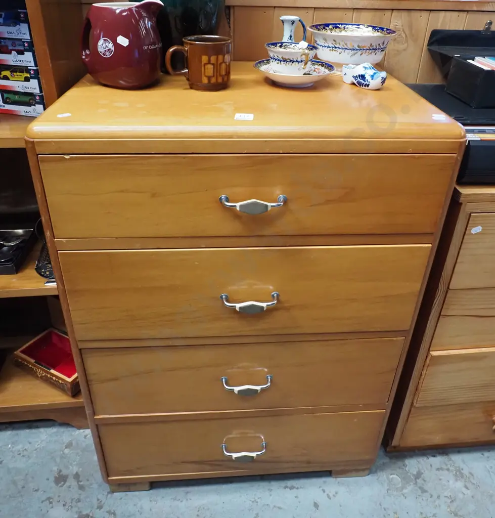 solid rimu 4 drawer chest H870 W410 Image 1++