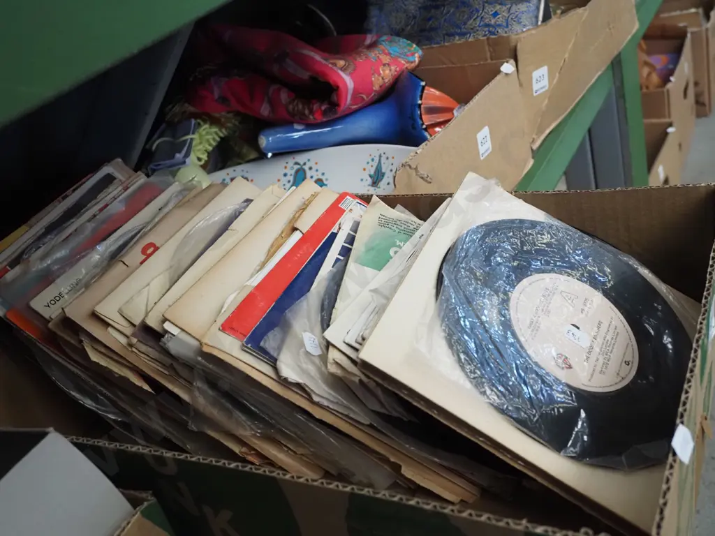 box; 45s Image 1++