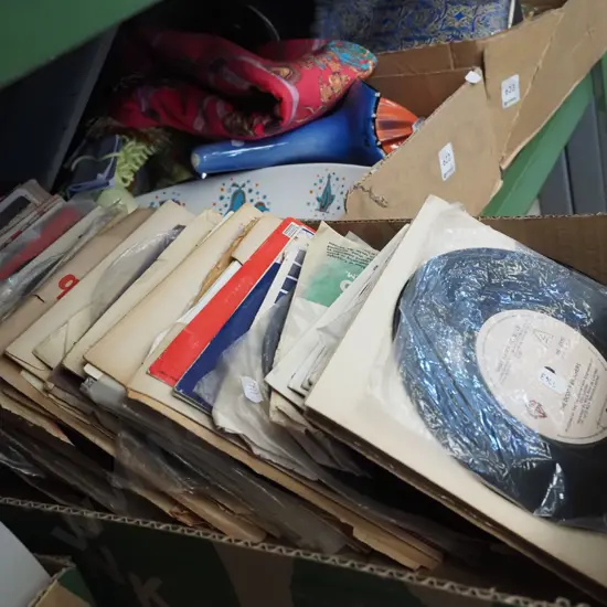 box; 45s