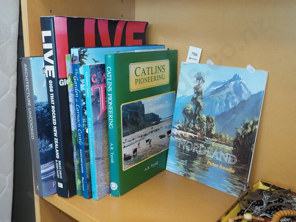 NZ books Image 1++