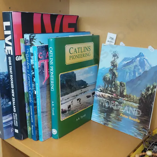 NZ books