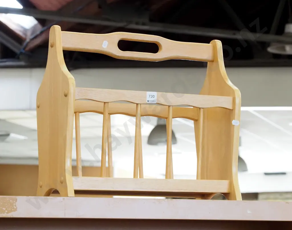 wooden magazine rack Image 1++
