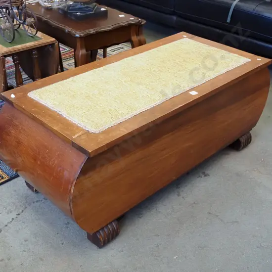 deco blanket box