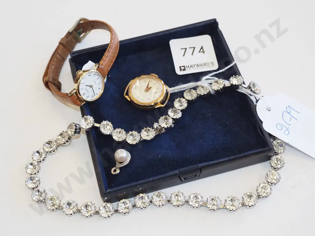 necklace, 2 wristwatches - 1 missing strap Image 1++