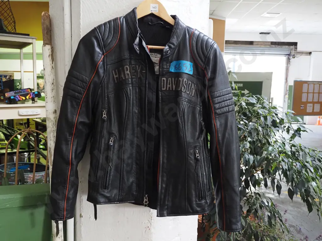 Harley Davdson motorcycle jacket - unknown size Image 1++