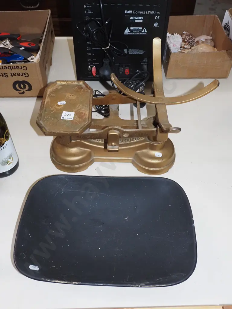vintage Fairbanks balance scales Image 1++