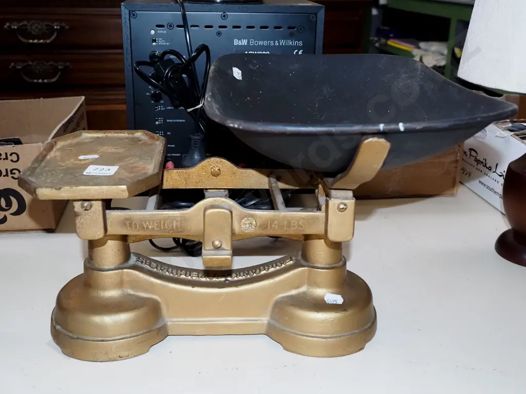 vintage Fairbanks balance scales Image 1++