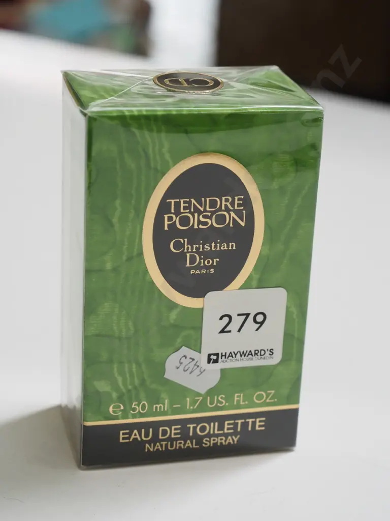 boxed as new Christian Dior Tendre Poison eau de toilette 50ml Image 1++
