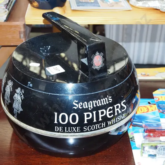 Segrams Scotch whisky lidded ice bucket H200