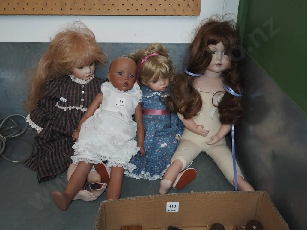 various dolls - some damage and missing parts Image 1++