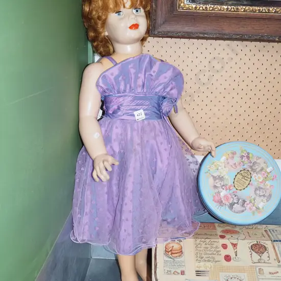 large plastic doll H900