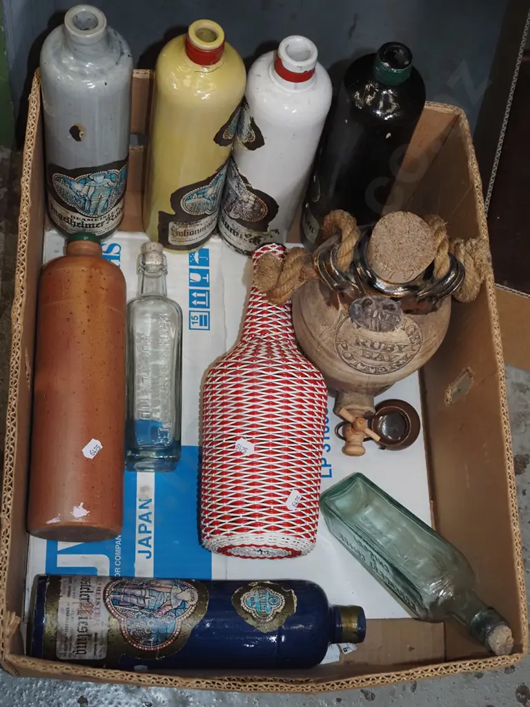 box; various bottles Image 1++