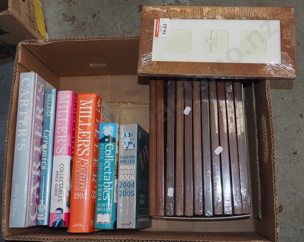 box; antique books, as new photo frames Image 1++