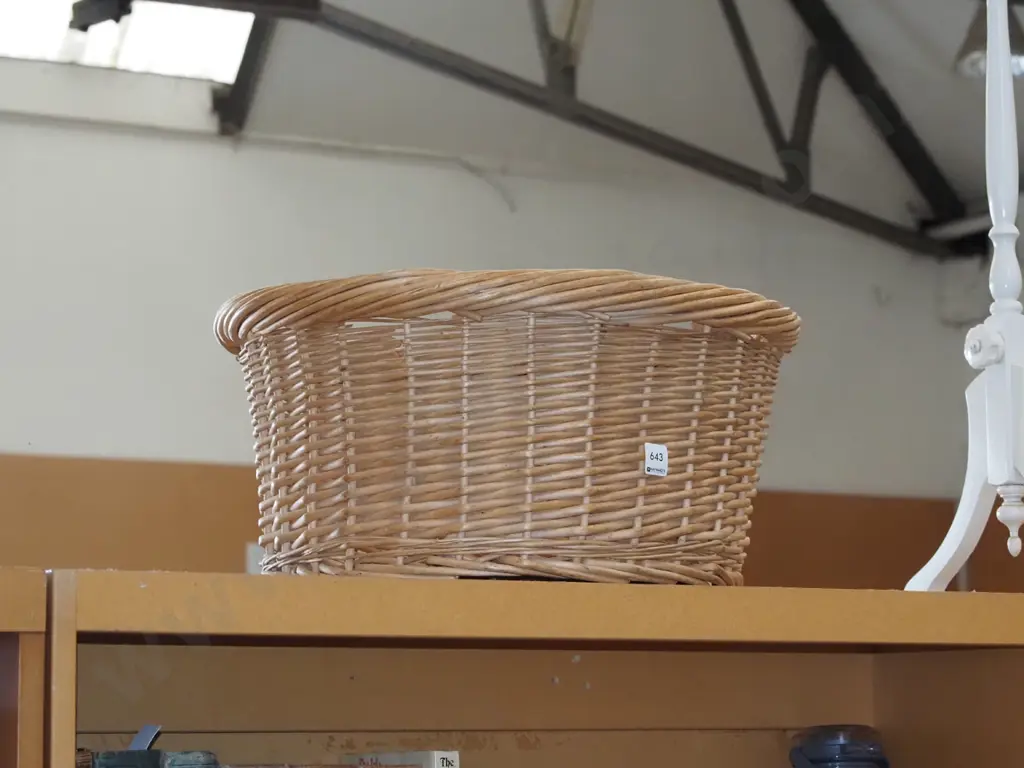small cane wood basket Diam490 Image 1++