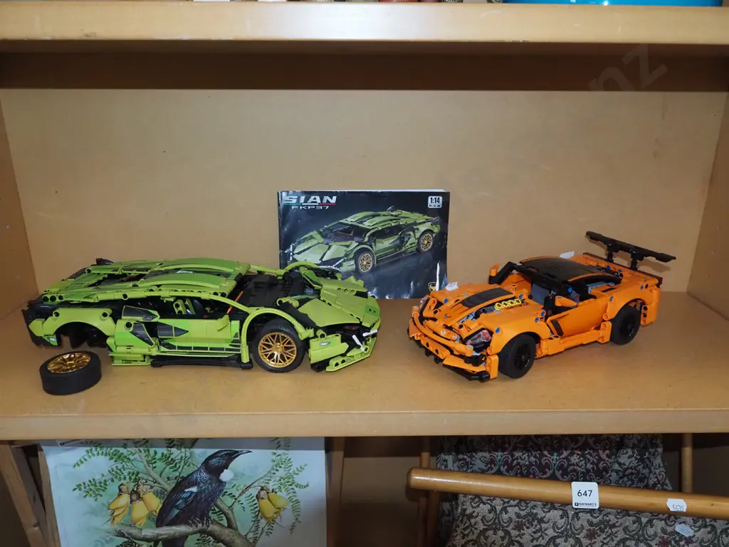 2x assembled Lego Technics models Image 1++