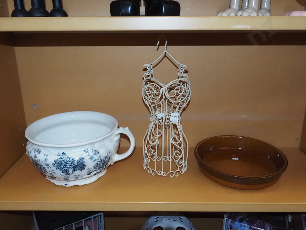 bent metal female torso jewellery stand, chamber pot, Crown Lynn baking dish Image 1++