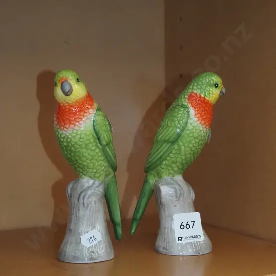 2x budgie figurines H155