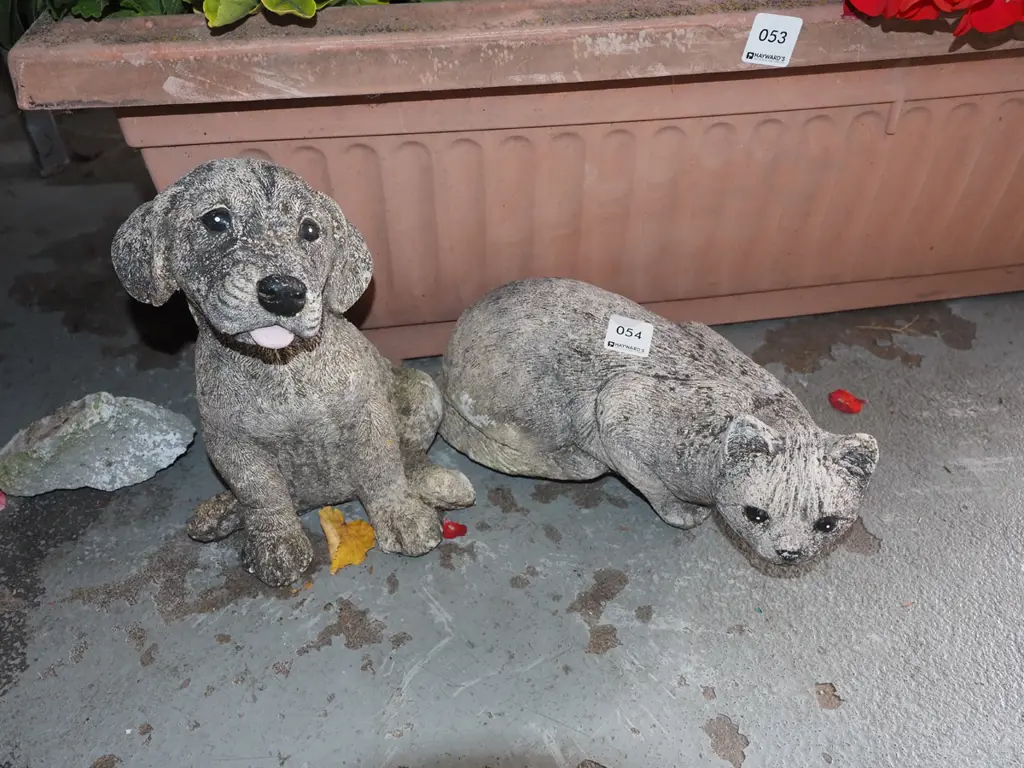 cat and dog concrete ornaments H250 Image 1++
