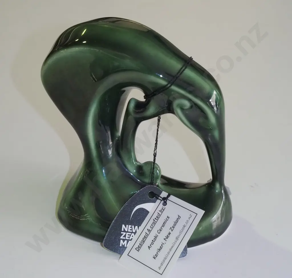 ceramic kiwi figure H120 Image 1++