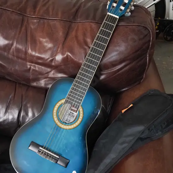 Ashton 3/4 acoustic guitar
