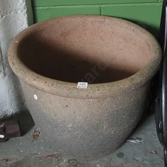 concrete garden planter H360