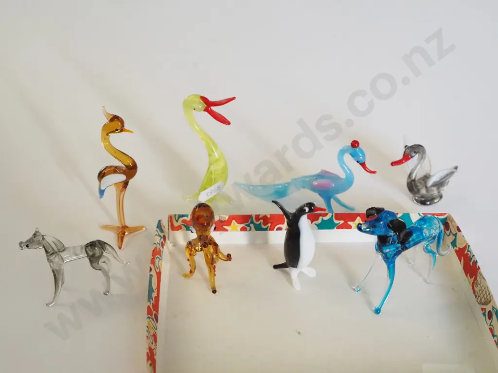 tray; miniature glass animal figurines Image 1++