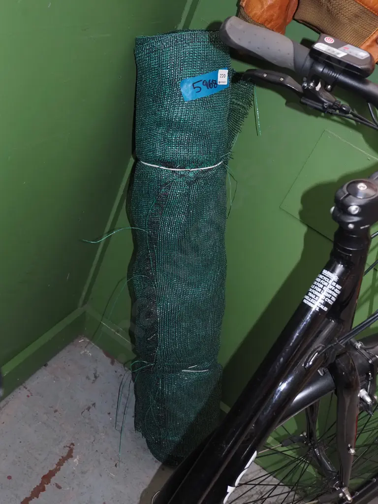 roll of shade cloth H1000 Image 1++