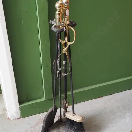 fireside set and stand