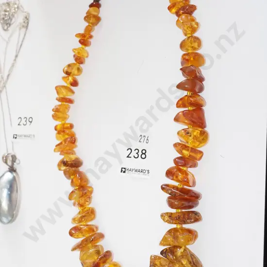 amber kauri resin? necklace