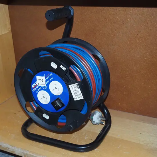 Arlec extension cord on reel
