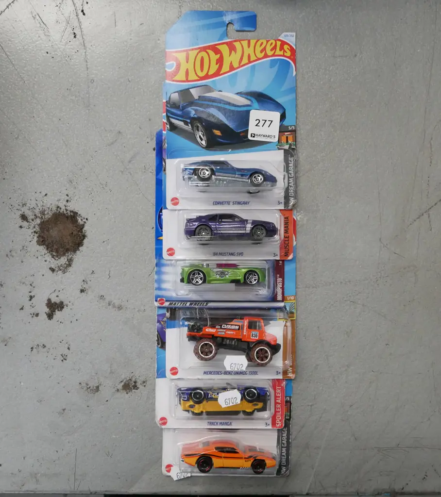 6x carded as new Hotwheels vehicles Image 1++