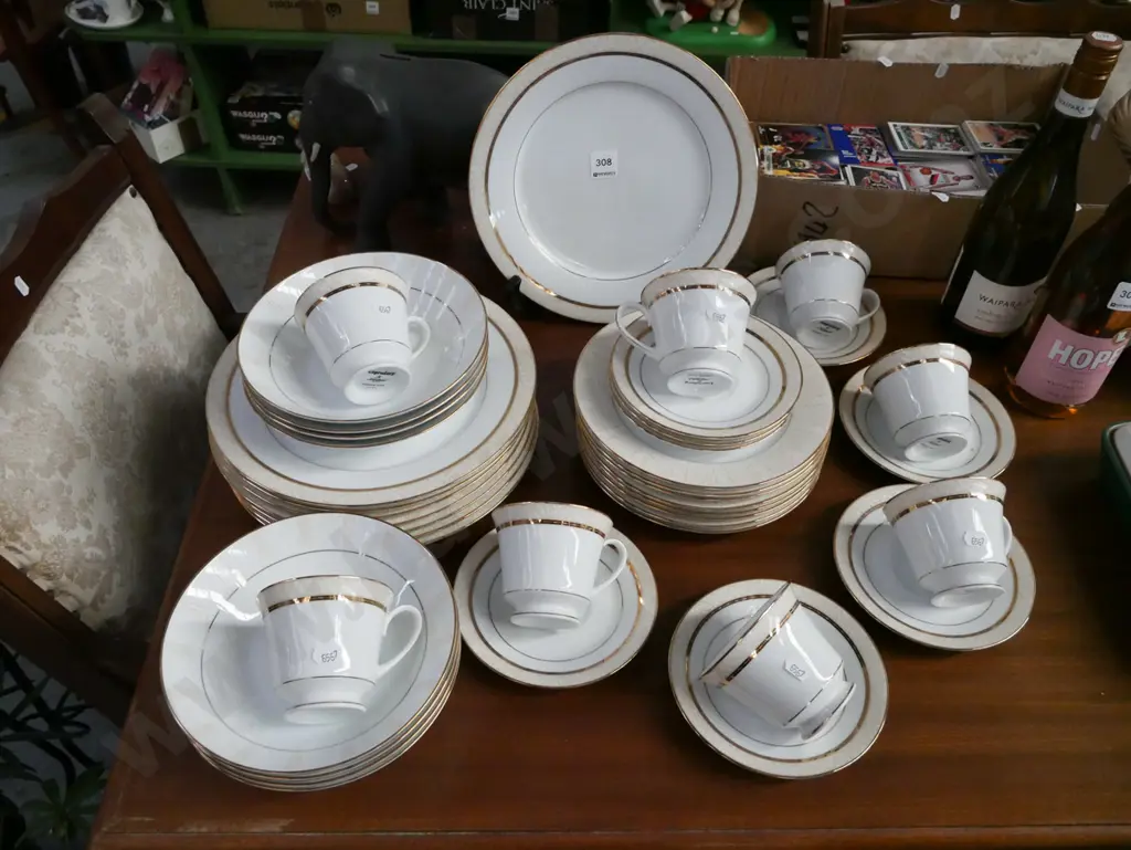 assorted Noritake dinner items; plates, bowls, cups, saucers Image 1++