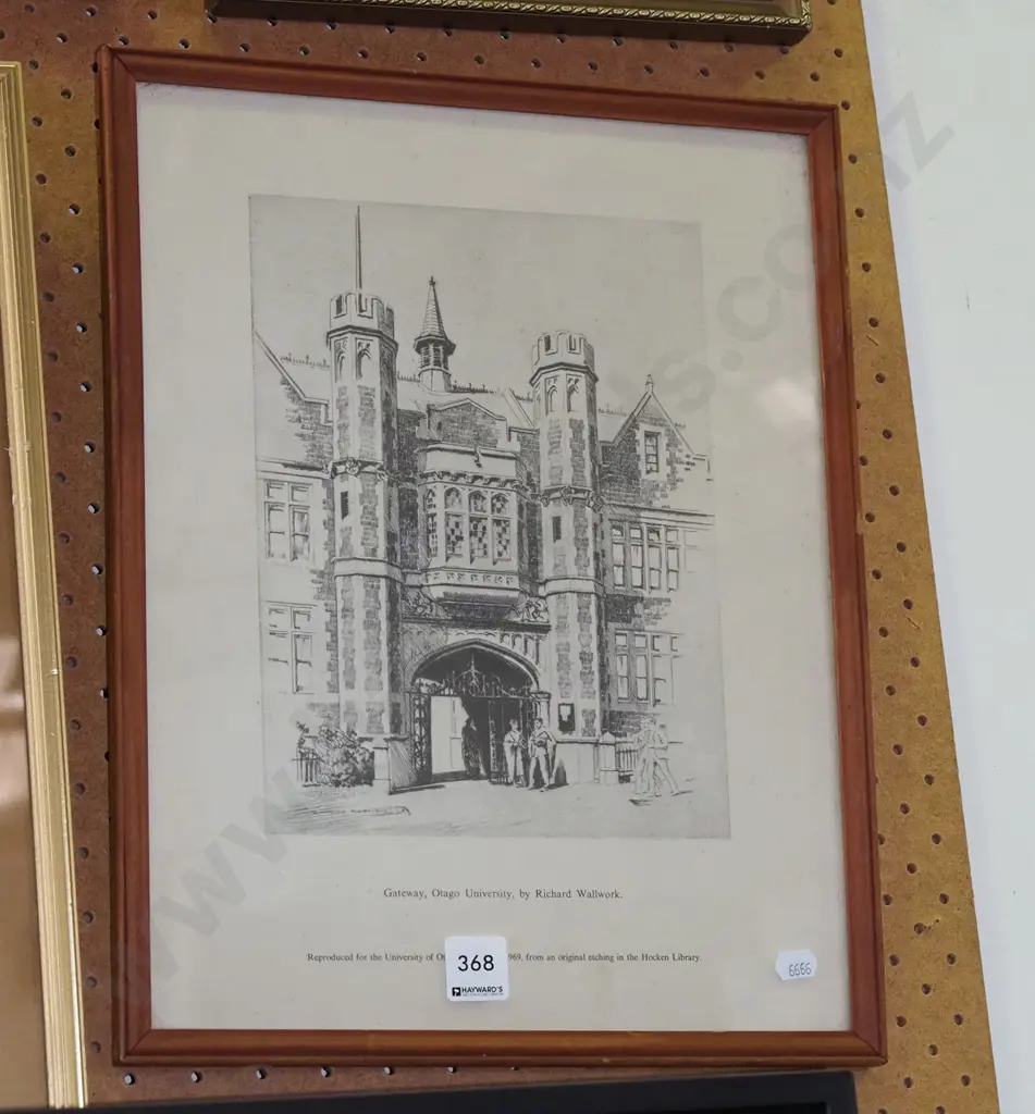 framed print - gateway Otago University Image 1++