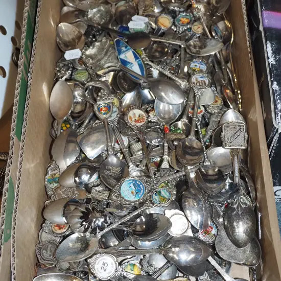 box; teaspoons