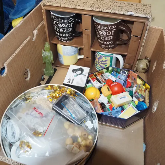 coffee cup set, New World toys, beads etc