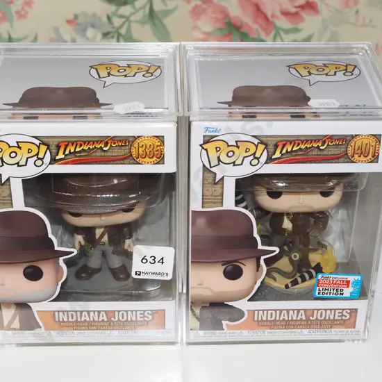 2x Pop Indiana Jones figurines 