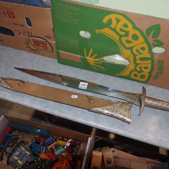 Lord of the Rings Sting sword and sheath