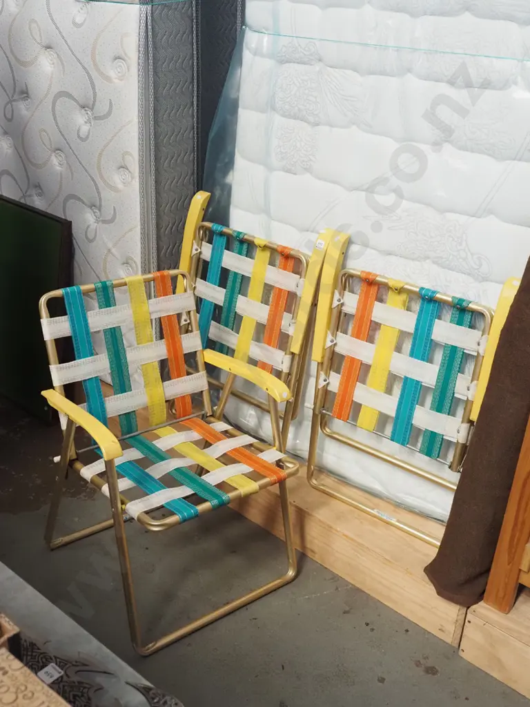 3x retro plastic and alloy woven camping chairs Image 1++