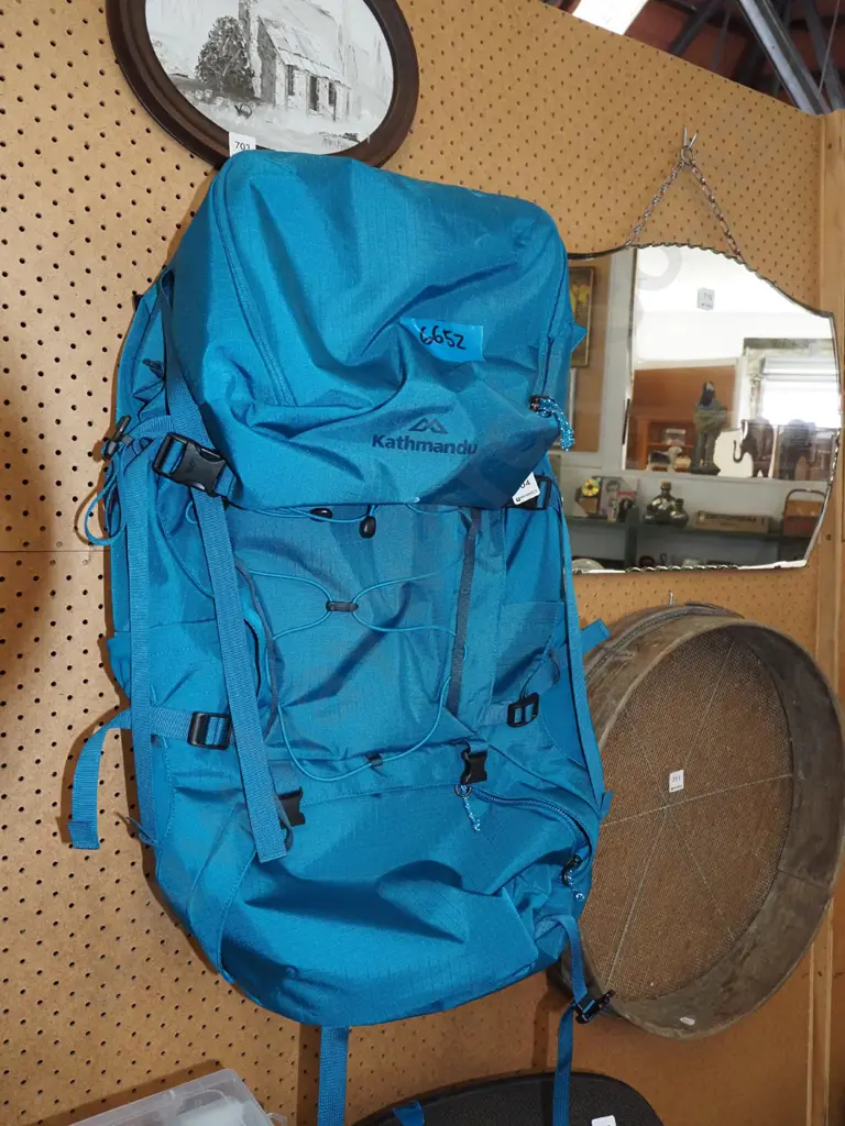 Kathmandu tramping pack Image 1++