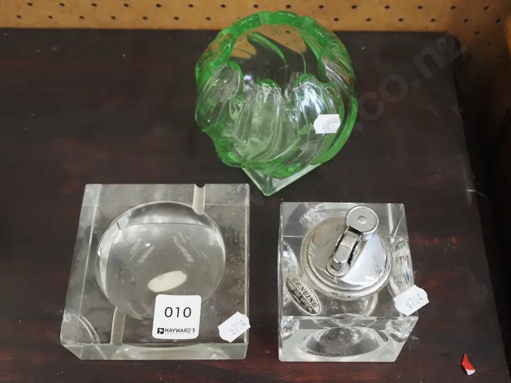 cut crystal ashtray, table lighter, green glass vase H100 Image 1++