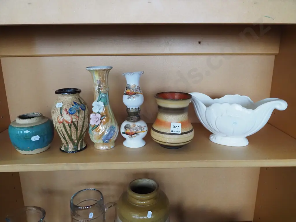 vases, lantern, part ginger jar - cracks etc Image 1++