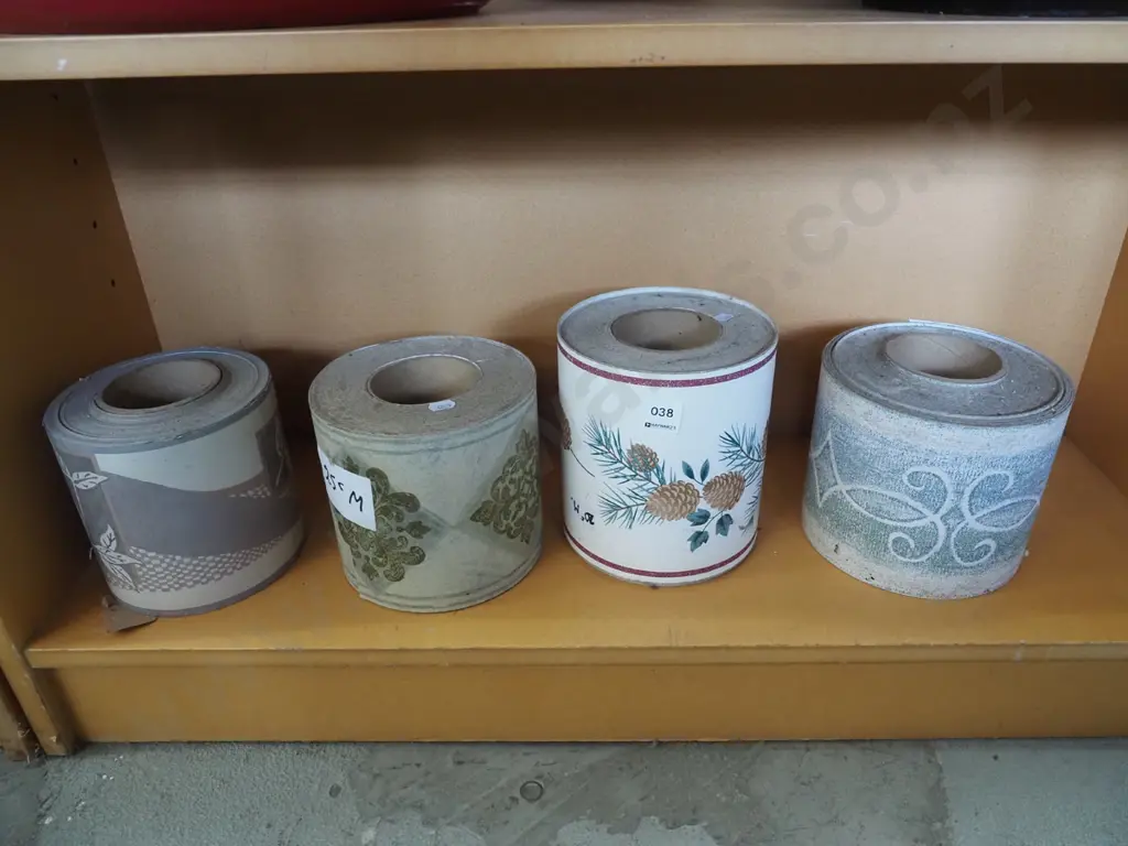 4x rolls of wallpaper boarders Image 1++