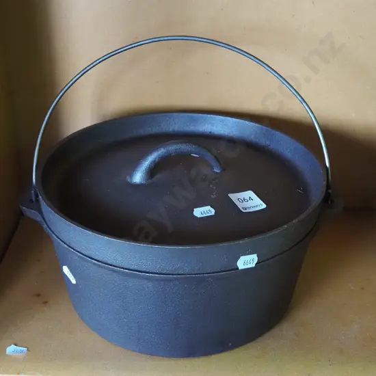 cast iron dutch oven Diam260